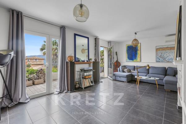 Villa bord de mer et vue mer