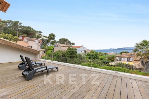 Villa bord de mer et vue mer