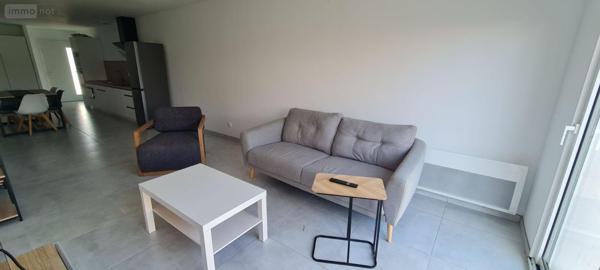 Maison à louer à Médis en Charente-Maritime (17600), ref : ref L00330