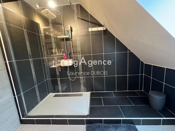 Maison à FLORINGHEM, 62550 - 7 pièces 140m²