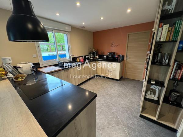 Maison à FLORINGHEM, 62550 - 7 pièces 140m²