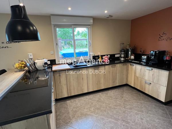 Maison à FLORINGHEM, 62550 - 7 pièces 140m²