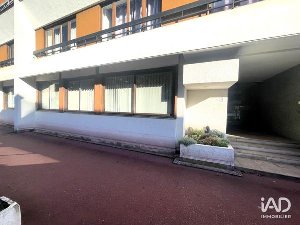 Location bureaux 80 m² La Celle-Saint-Cloud