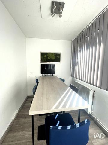 Location bureaux 80 m² La Celle-Saint-Cloud