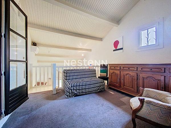 SOUS COMPROMIS - CUGNAUX - Villa d'architecte de 7 pièces avec Piscine, pool house et 2 grands garages