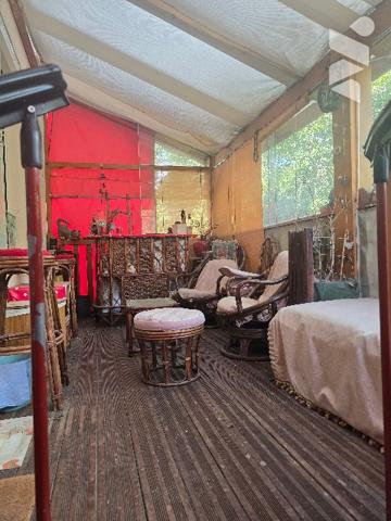 Maison élevée sur sous sol de 104 m² habitable, sur une parcelle de 441 m².