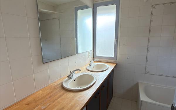 Appartement à vendre    2 pièces • 42,56 m2 Saint-Maur-des-Fossés