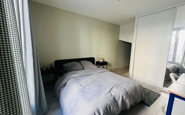 Appartement à louer    3 pièces • 46,54 m2 Bordeaux