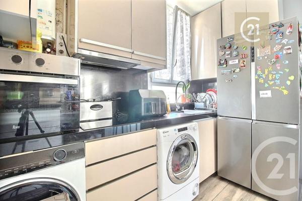 Appartement F3 à vendre  3 pièces - 53,97 m2 LE RAINCY - 93