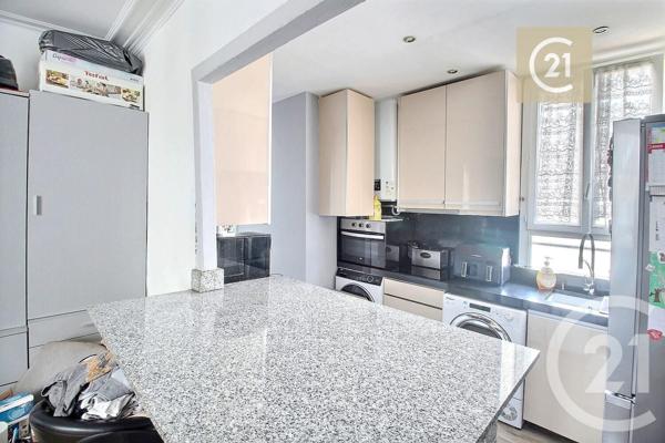 Appartement F3 à vendre  3 pièces - 53,97 m2 LE RAINCY - 93