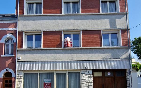 Maison à vendre    6 pièces • 218 m2 Saint-Quentin