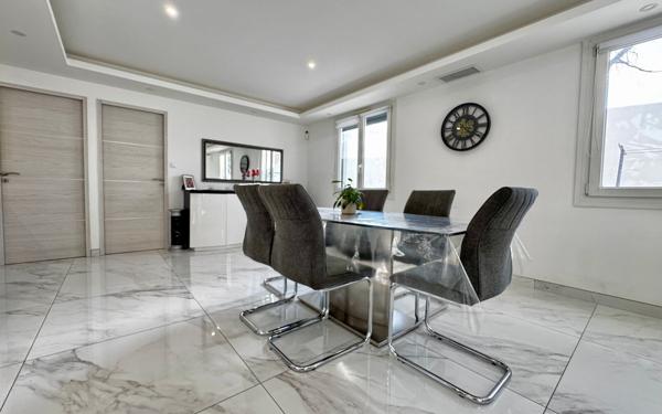 Maison à vendre    5 pièces •  Marignane