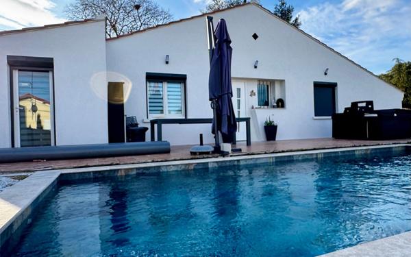 Maison à vendre    5 pièces •  Marignane