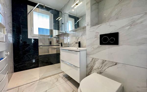 Maison à vendre    5 pièces •  Marignane