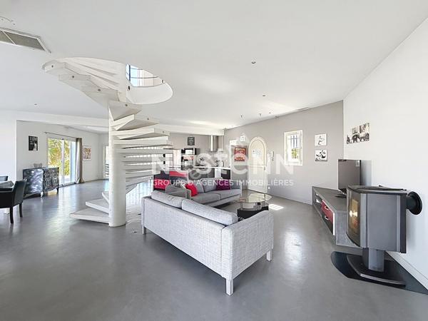 Splendide Marina à Aigues Mortes de 170m2 sur 540 m2 de parcelle