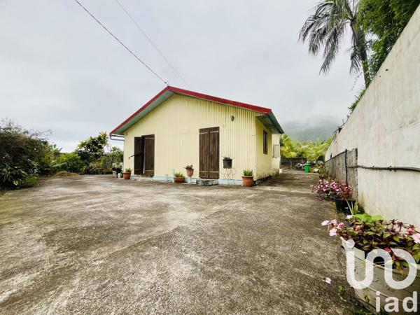 Maison 5 pièces de 160 m² à Saint-Louis (97421)