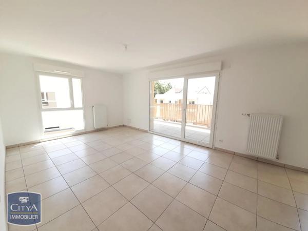 Appartement à louer 3 pièces 61.57m² Pierre-Bénite (69310)