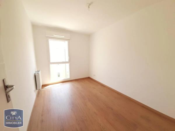 Appartement à louer 3 pièces 61.57m² Pierre-Bénite (69310)