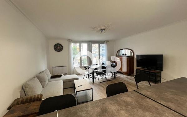 Appartement à vendre    4 pièces • 96,39 m2 Paris 19