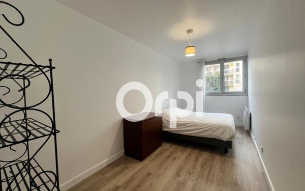 Appartement à vendre    4 pièces • 96,39 m2 Paris 19