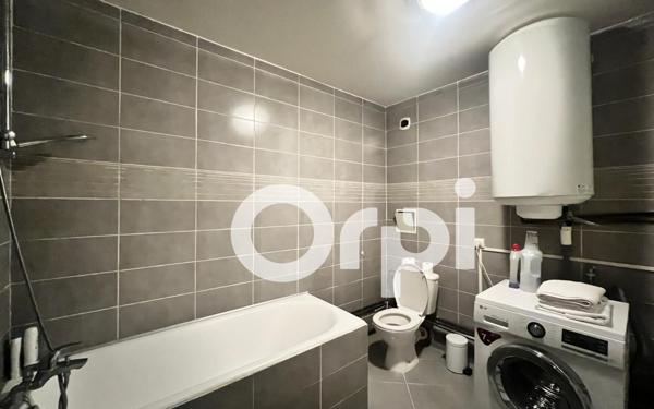 Appartement à vendre    4 pièces • 96,39 m2 Paris 19