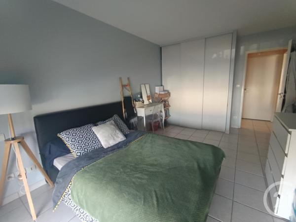 Appartement F2 à vendre  3 pièces - 73 m2 VILLENEUVE SUR LOT - 47