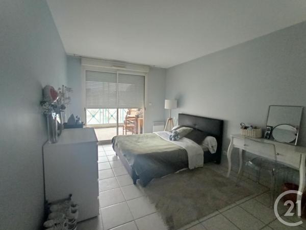 Appartement F2 à vendre  3 pièces - 73 m2 VILLENEUVE SUR LOT - 47