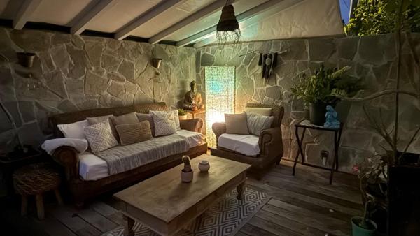 Maison 4 pièces à Saint-Martin  135 m² avec piscine privée