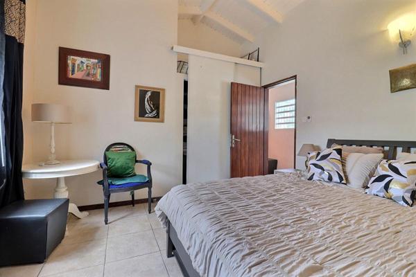 Maison 4 pièces à Saint-Martin  135 m² avec piscine privée