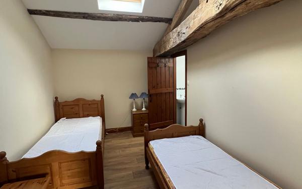 Maison à vendre    5 pièces •  Champagnolles