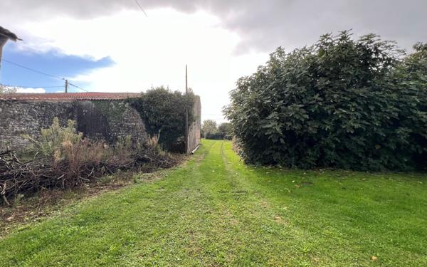 Maison à vendre    5 pièces •  Champagnolles