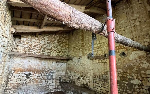 Maison à vendre    5 pièces •  Champagnolles