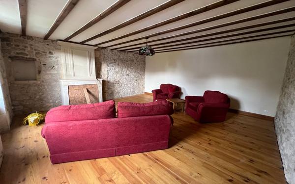 Maison à vendre    5 pièces •  Champagnolles