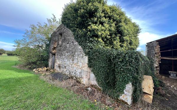 Maison à vendre    5 pièces •  Champagnolles