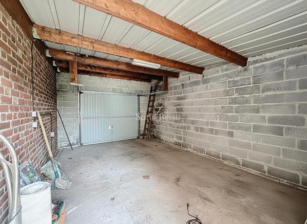 MAISON DE RESIDENCE SEMI MITOYENNE 3 CHAMBRES SOUS SOL + GARAGE