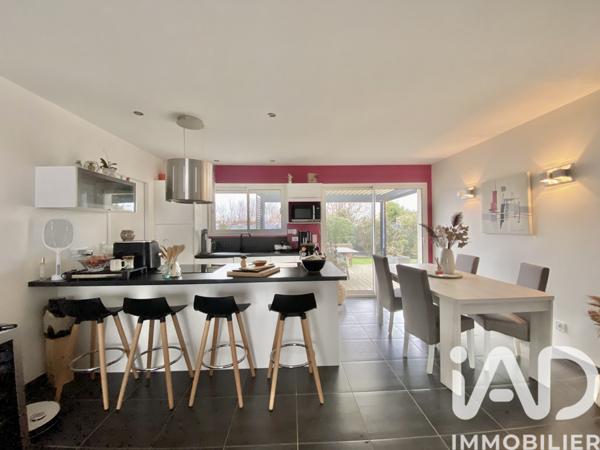 Maison à vendre 5 pièces 82 m² Roquefort