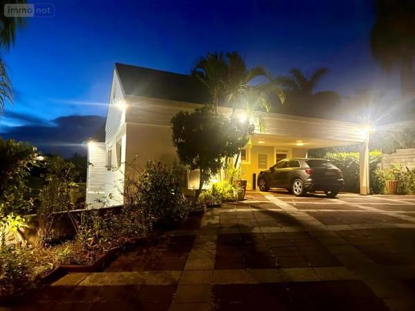 Achat - Maison Saint-Pierre 97250 5 pièces 251 m 2 914 m 2