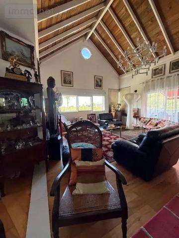 Achat - Maison Saint-Pierre 97250 5 pièces 251 m 2 914 m 2