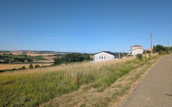 Terrain 119 900 € L'Isle-Jourdain 1327 m² DPE