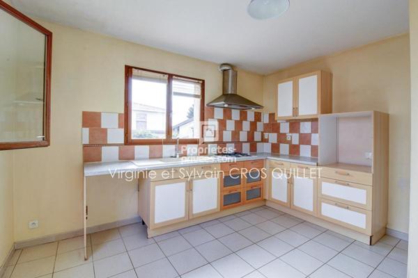 COTE PAVEE Maison T6 136 m2 grand garage 80 m²