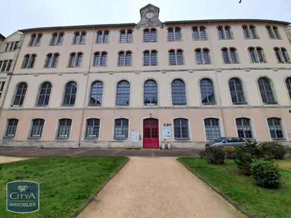 Local professionnel à louer