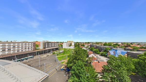 Appartement T2, 43m², ascenseur au 7ème et dernier étage avec parking
