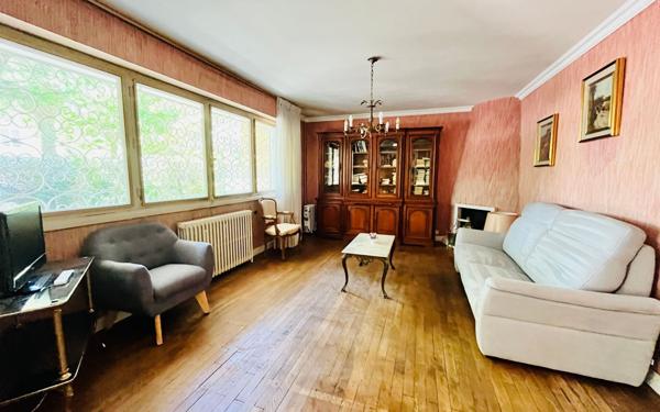 Maison à vendre    4 pièces •  Royan