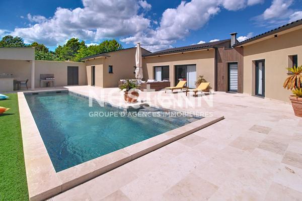 Maison Draguignan 5 pièces 155 m2 + couloir de nage 12X3 + garage sur terrain de 4092m²