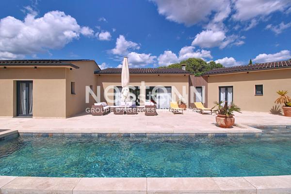 Maison Draguignan 5 pièces 155 m2 + couloir de nage 12X3 + garage sur terrain de 4092m²