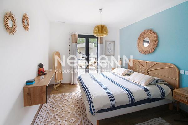 Maison Draguignan 5 pièces 155 m2 + couloir de nage 12X3 + garage sur terrain de 4092m²