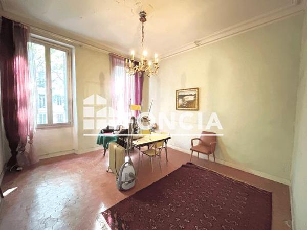 À vendre Appartement 4 pièces 93 m² - Marseille 13006