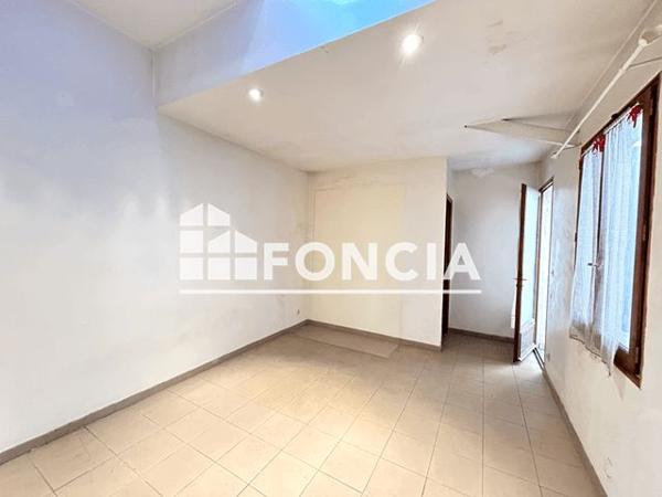 À vendre Appartement 4 pièces 93 m² - Marseille 13006