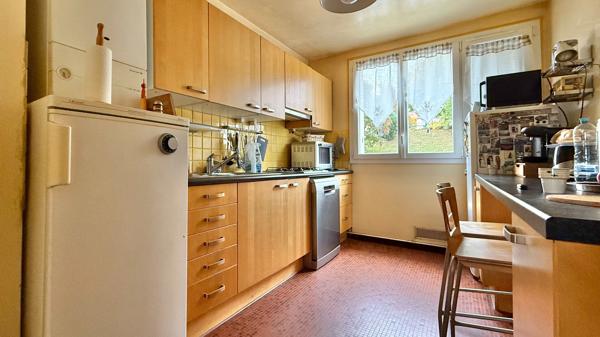 Appartement Corbeil Essonnes 4 pièce(s) 89.24 m2