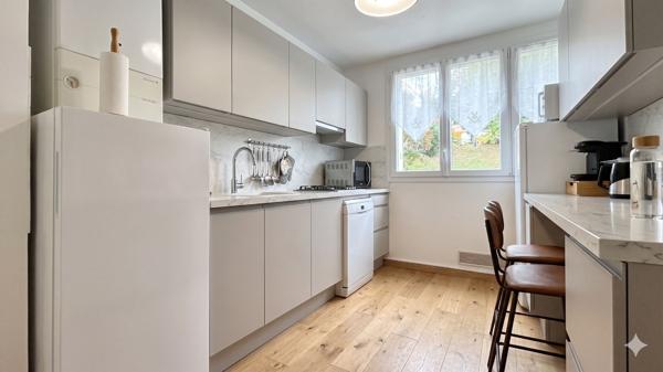 Appartement Corbeil Essonnes 4 pièce(s) 89.24 m2